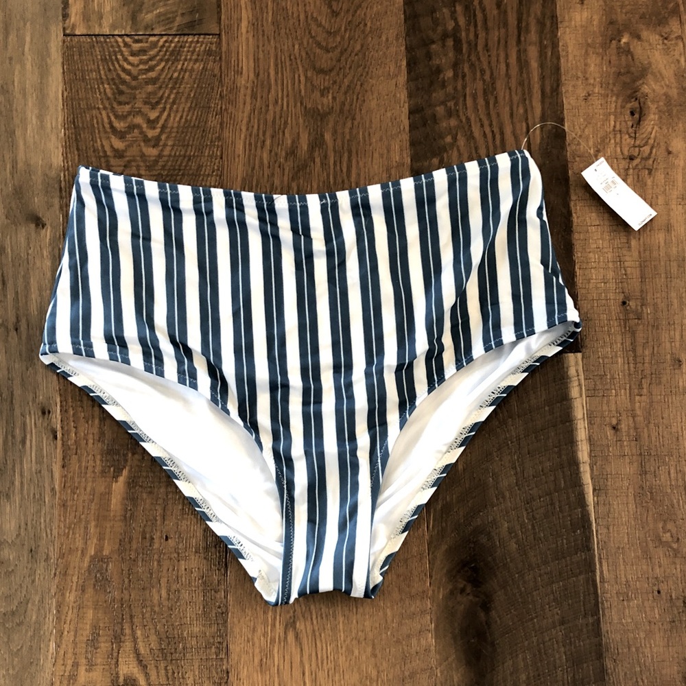 Old navy NWT Swim Bottoms